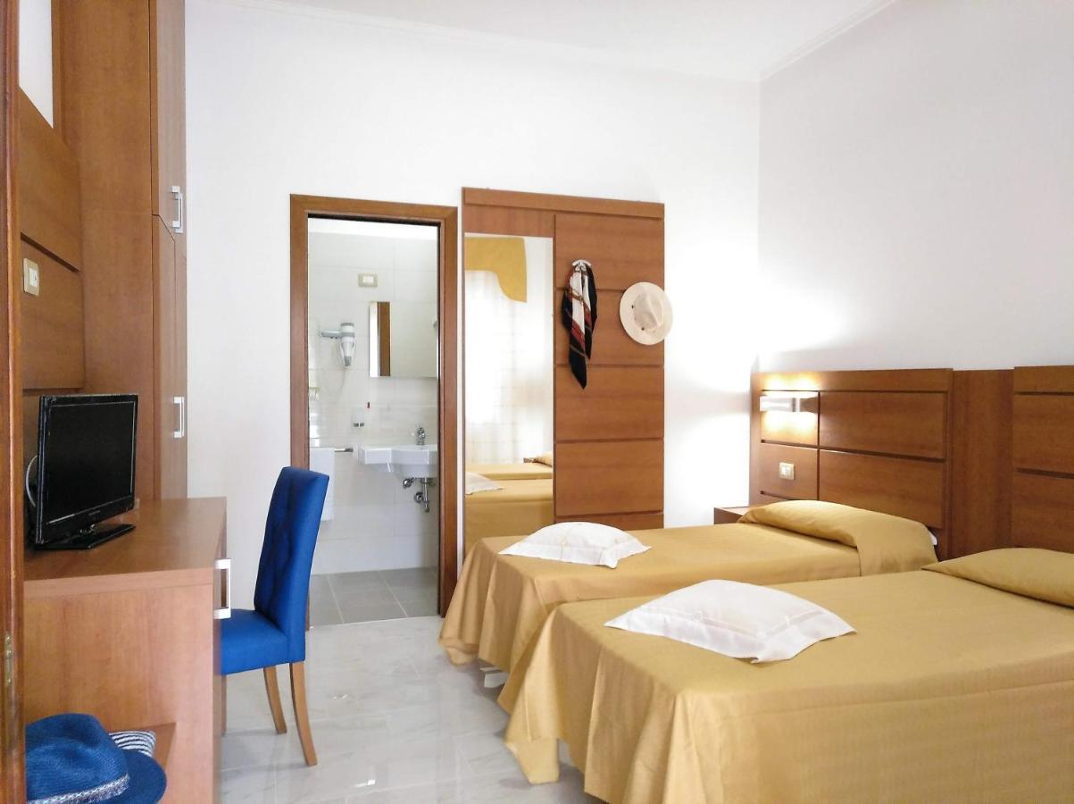 Villaggio Turistico La Mantinera - Hotel Praia a Mare Exterior photo